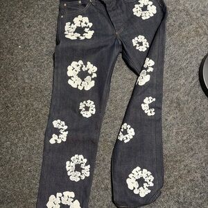 Men's Relaxed Jeans with Floral Pattern